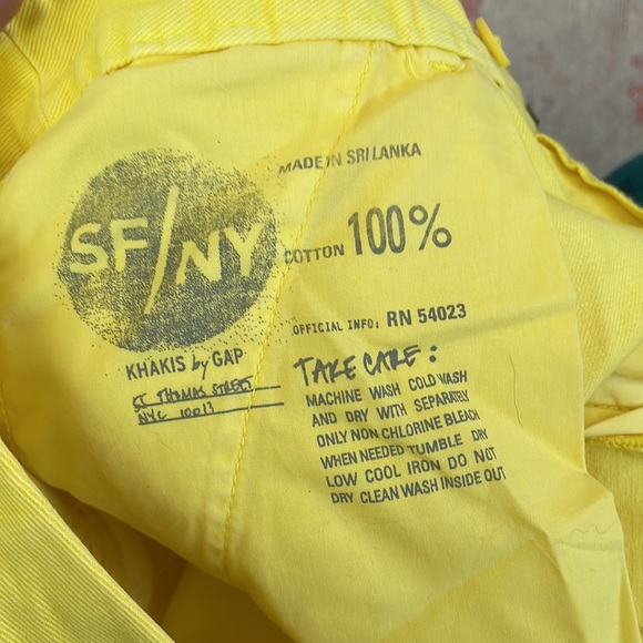 Khakis by GAP - Picture 3 of 4